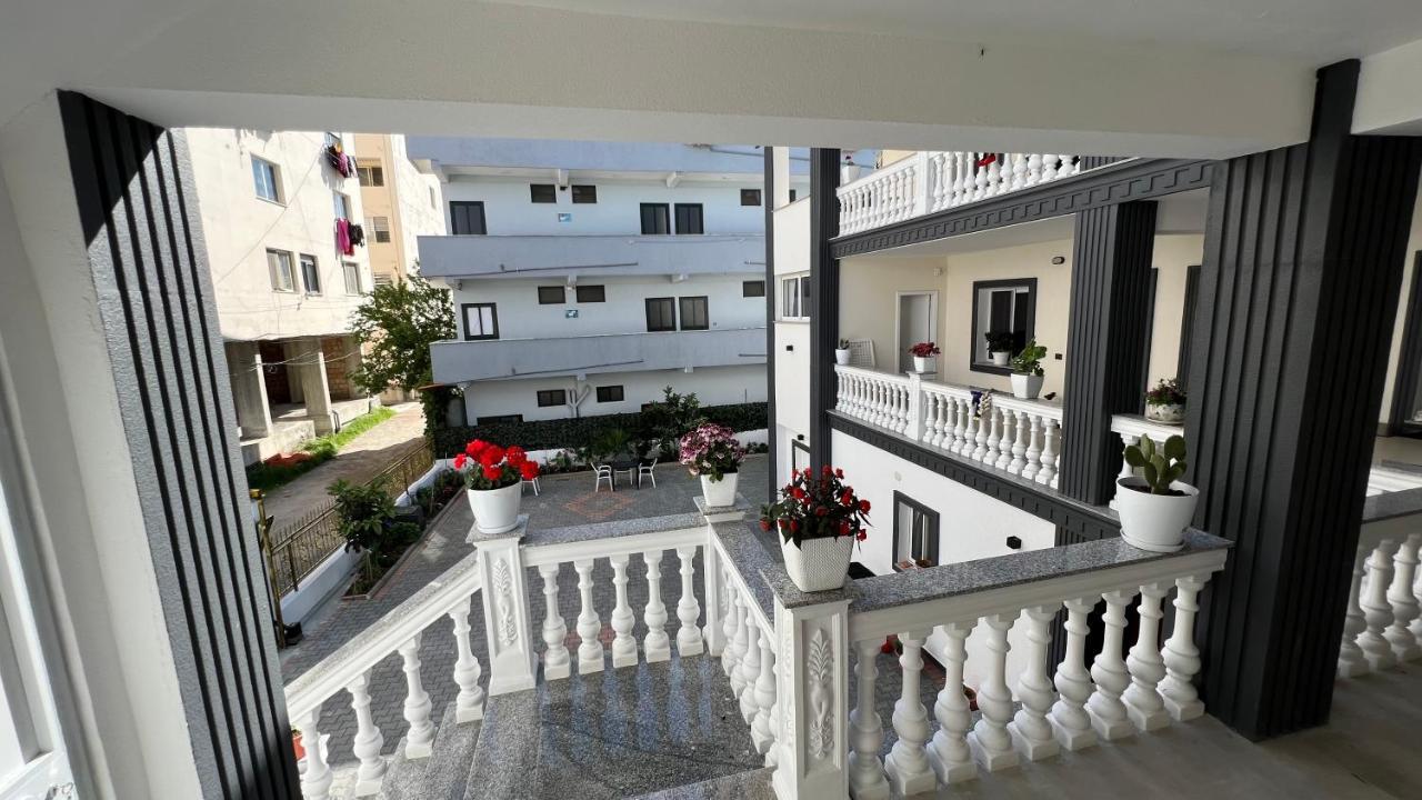 Vila Aaron دراس المظهر الخارجي الصورة