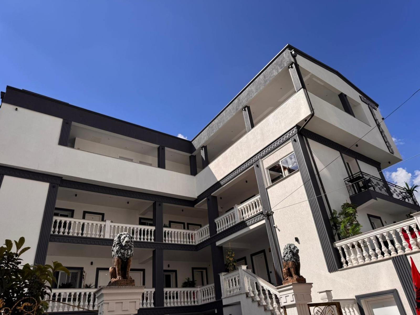Vila Aaron دراس المظهر الخارجي الصورة