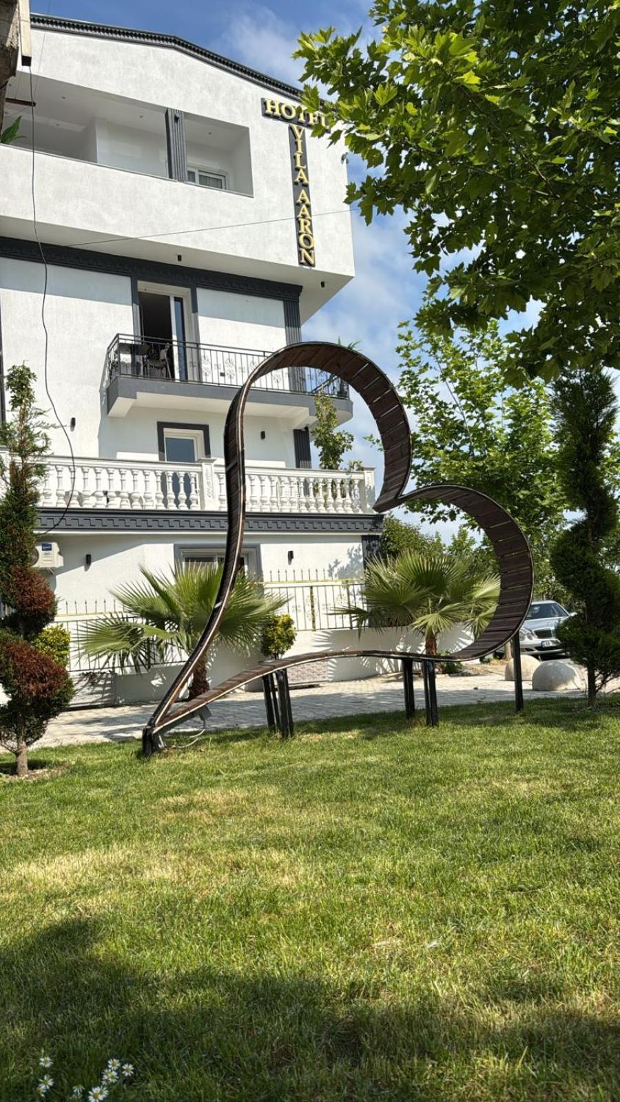 Vila Aaron دراس المظهر الخارجي الصورة