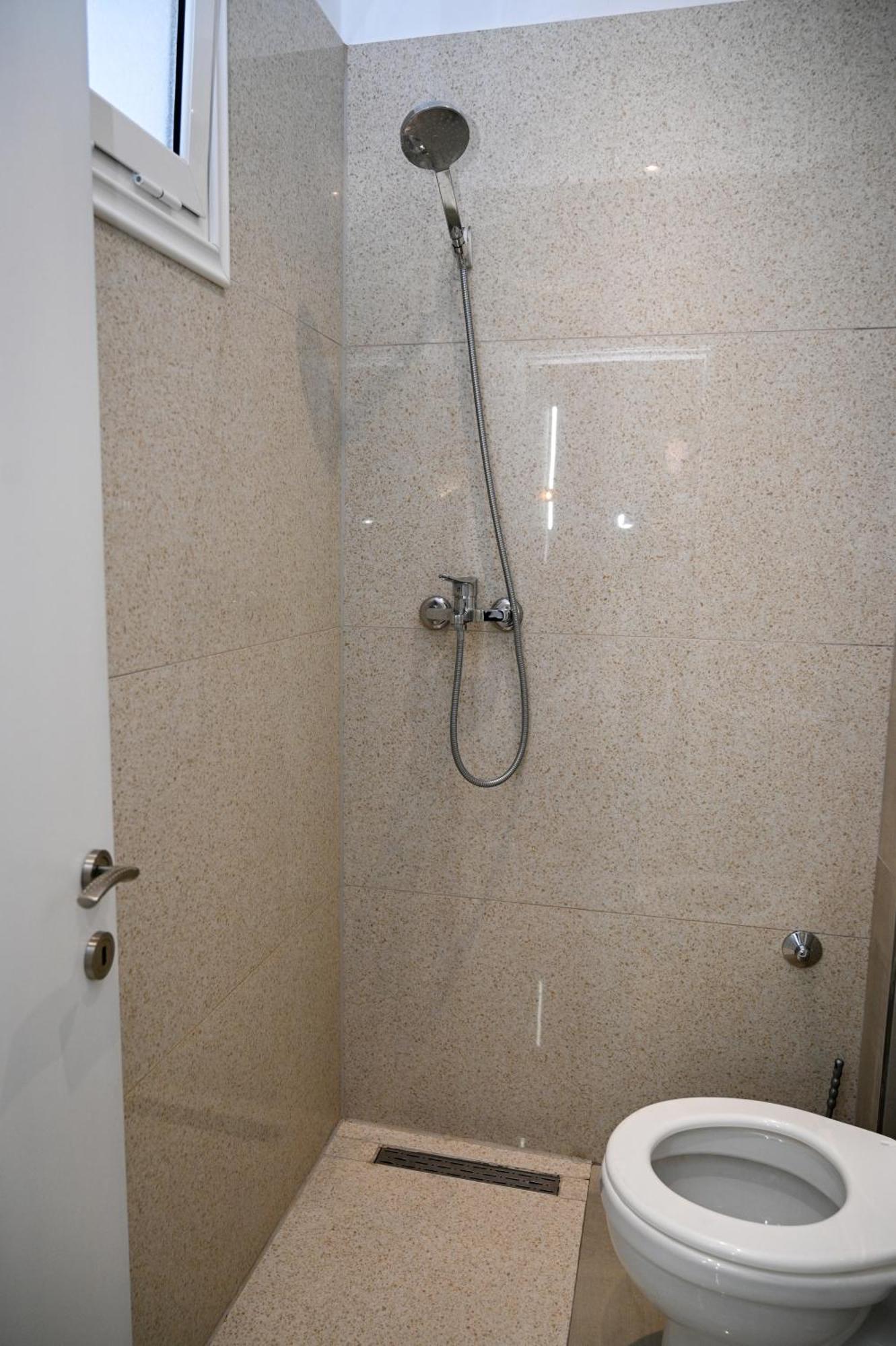 Vila Aaron دراس المظهر الخارجي الصورة