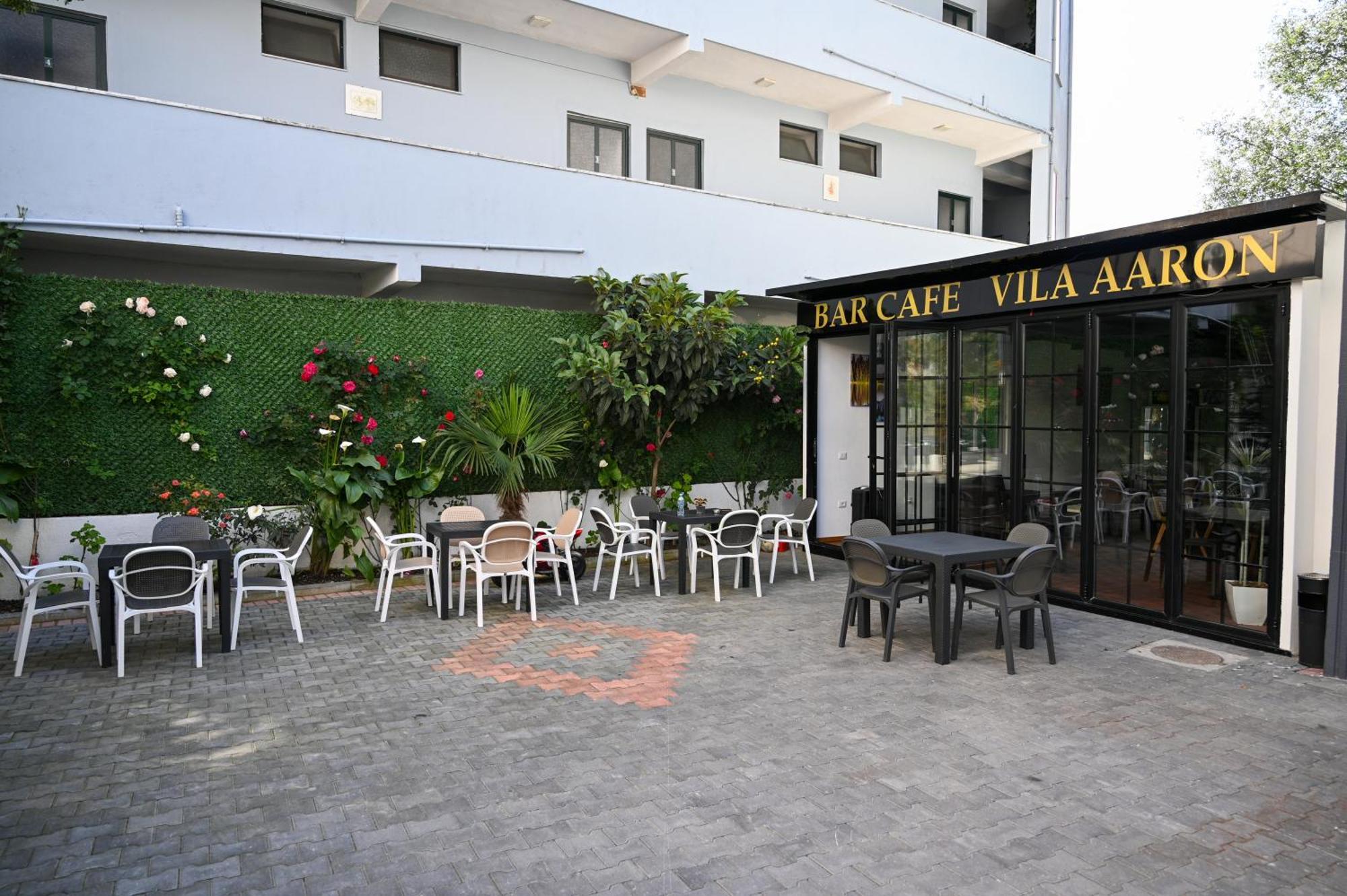 Vila Aaron دراس المظهر الخارجي الصورة